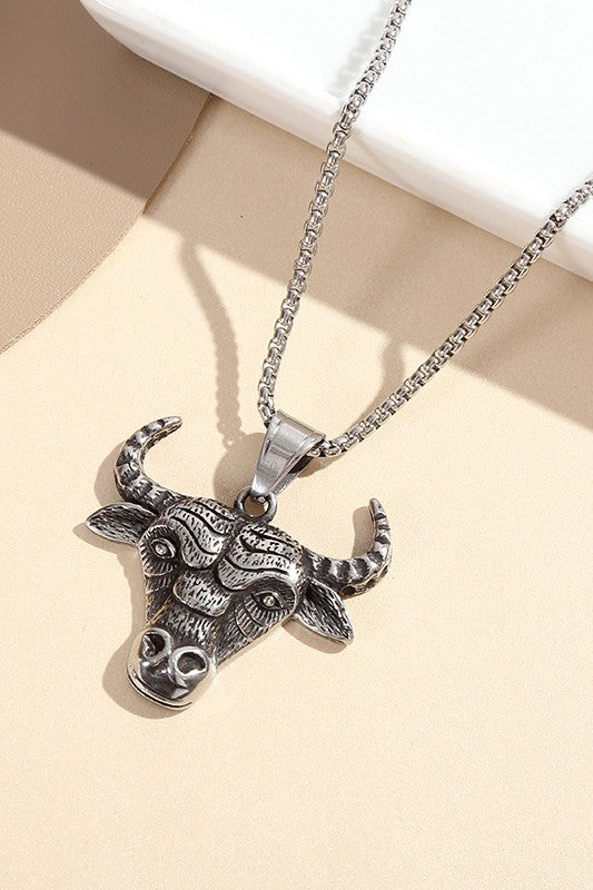 Bull shape NecklaceFor Mens and Women both Material:- Alloy + Steel Colour:- Silver