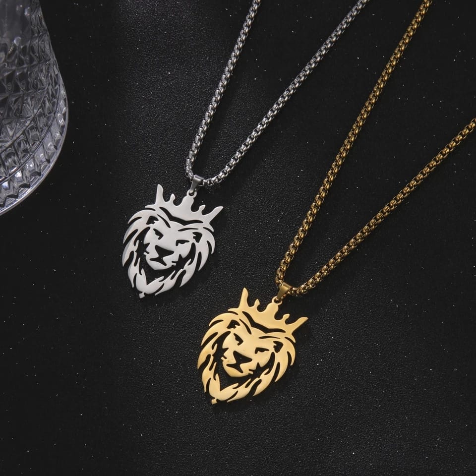 Lion pendant necklace unisex style