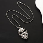 Joker shaped Unisex Style Necklace Mens and Women both can wearMaterial:- Alloy Colour:- Silver