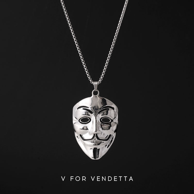 Joker shaped Unisex Style Necklace Mens and Women both can wearMaterial:- Alloy Colour:- Silver
