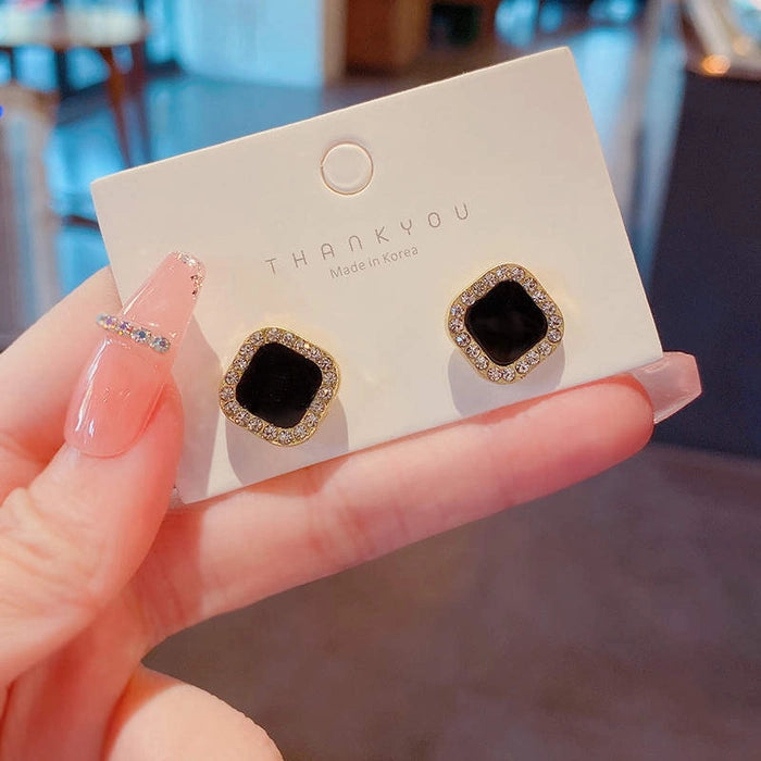 Anti Tarnish Black stone studs