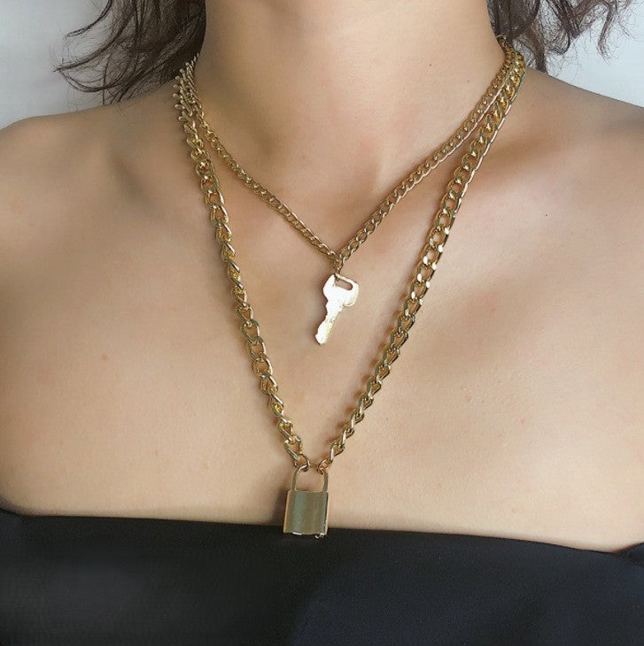 Trendy lock and key double layer neck chain