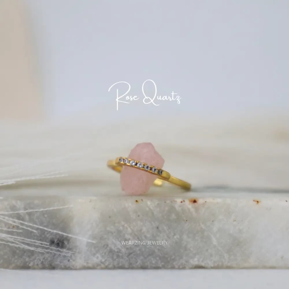 Rose Quartz Dine Ring