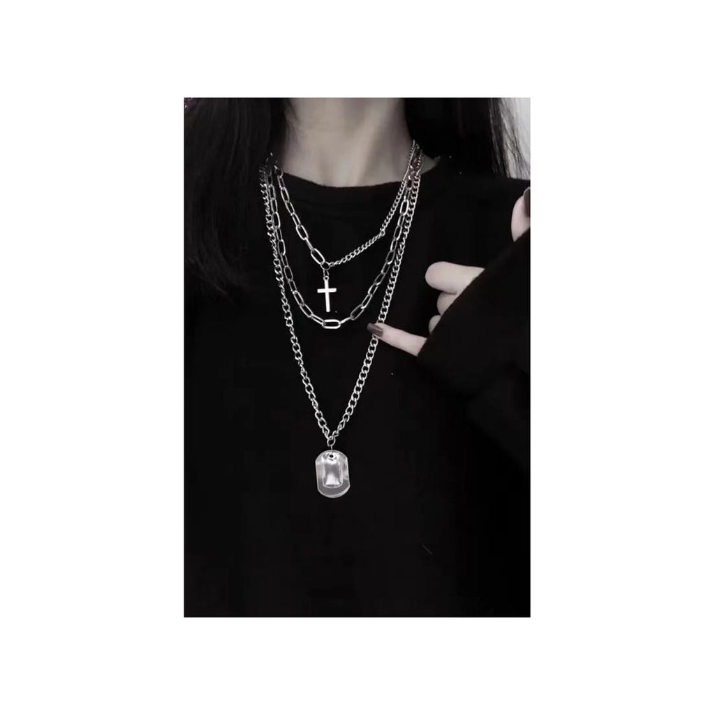 Multilayer neck chain