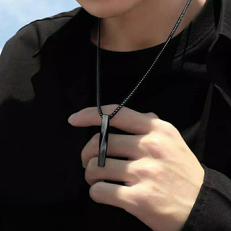 Men's bar pendant necklace
