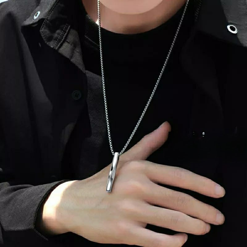 Men's bar pendant necklace
