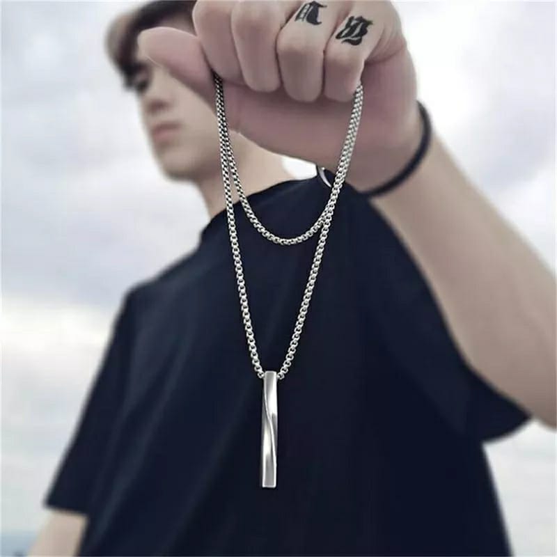 Men's bar pendant necklace