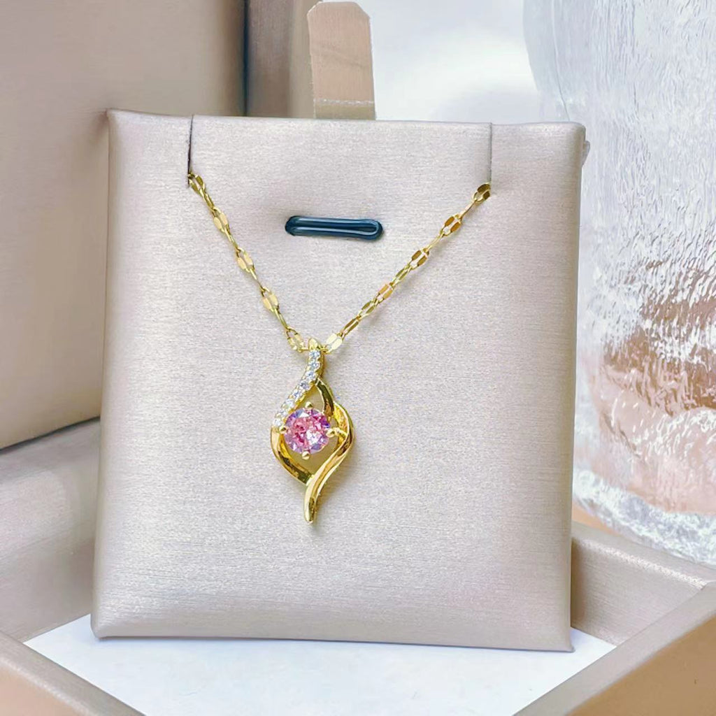 Hot selling design Necklace for Girls Material:- Alloy copper Anti tarnish Necklace chainColour: Gold