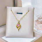 Hot selling design Necklace for Girls Material:- Alloy copper Anti tarnish Necklace chainColour: Gold