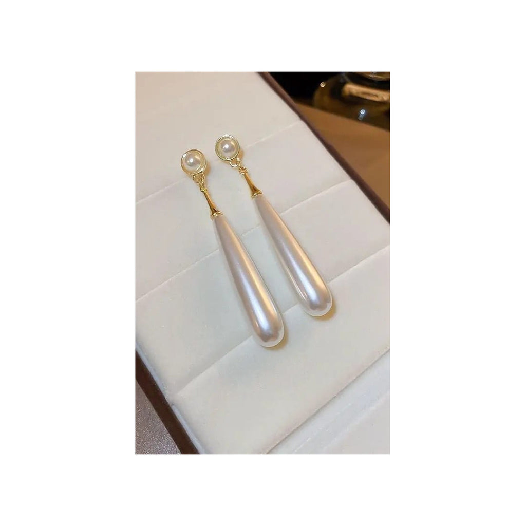 Long pearl Earrings for women Colour:- Same as photo Material:- Alloy + pearl