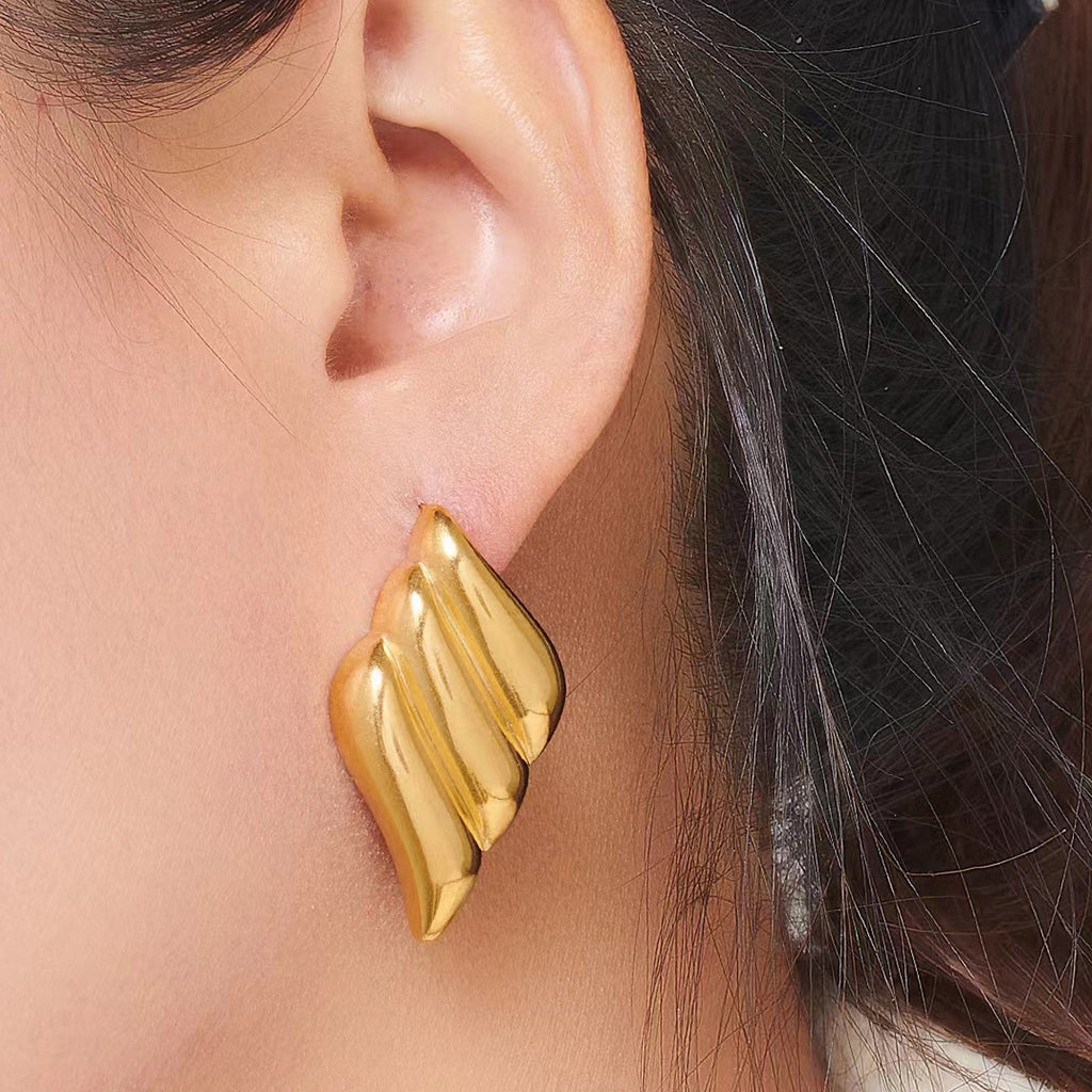 Stainless steel jewellery Premium Quality Earrings Colour:- GoldLong time colour durability