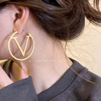 Stainless steel High Quality Luxury Earrings for women 18 k gold plated Material:- Stainless steel Colour:- Gold Anti tarnish, Anti Allergic