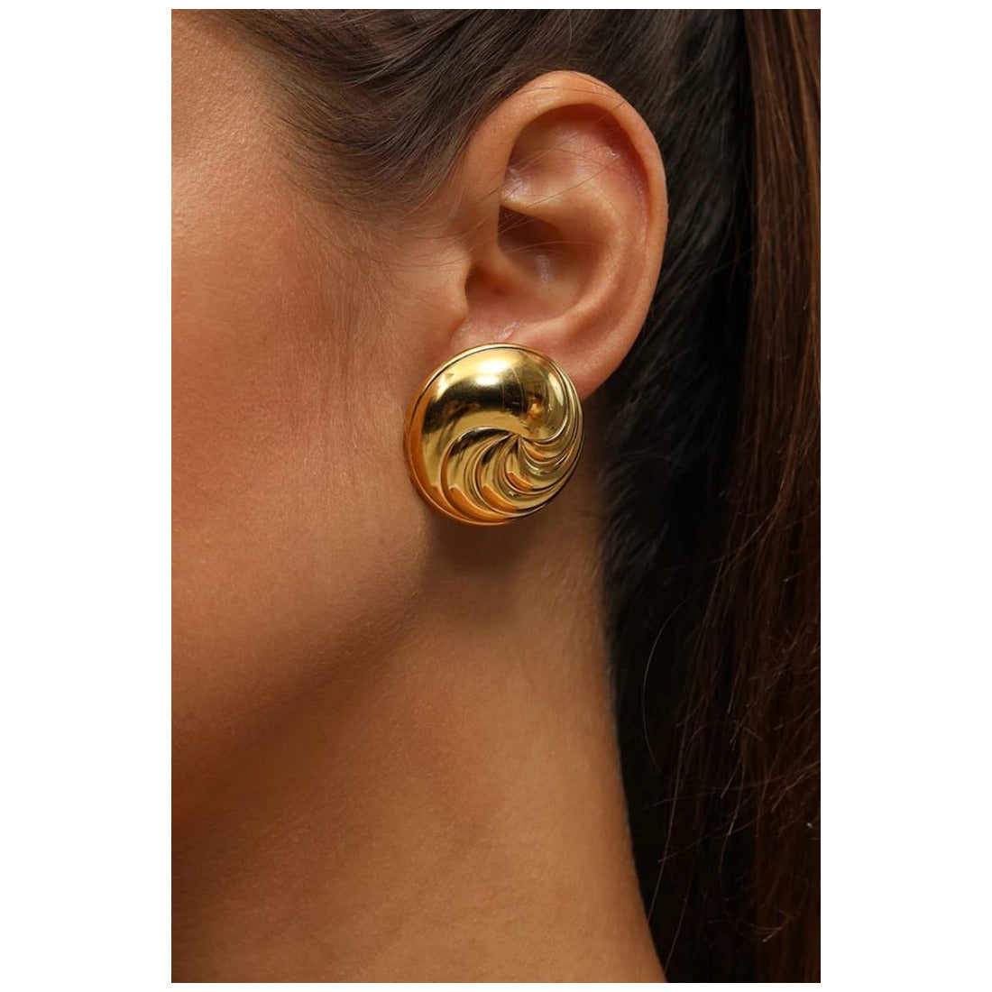 Stainless steel earrings for womenColor :- Gold18 k gold plated Anti tarnish and Anti Allergic Superior Quality jewellery