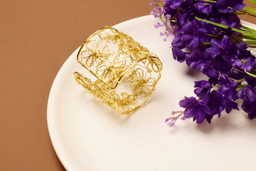 The Bloom Lattice Cuff