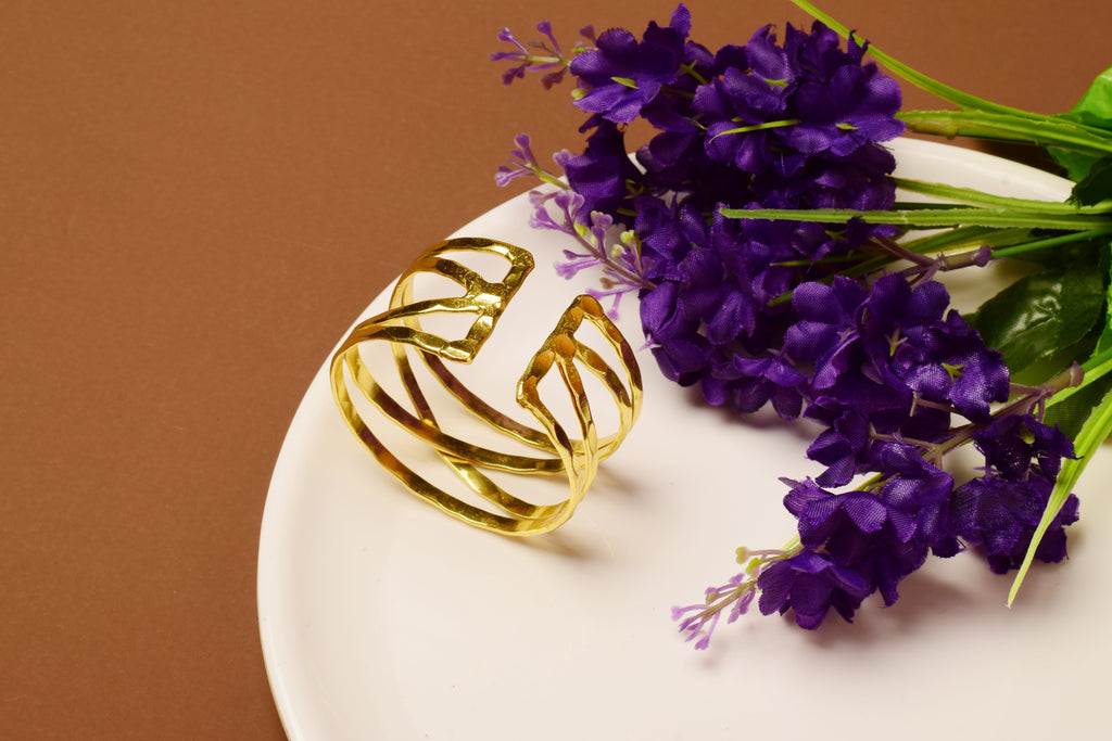 The Twisted Glow Cuff