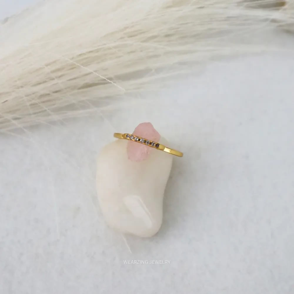Rose Quartz Dine Ring