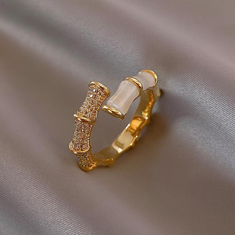 Party wear Adjustable Finger ring for womenMaterial:- Zircon and AlloyColour:- Gold