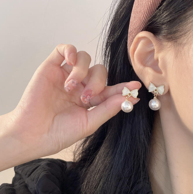 Anti tarnish Bow shaped Earrings