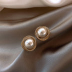 Floral zircon pearl Ear studs, Exclusively launchColor specifications :- goldenReady stock available