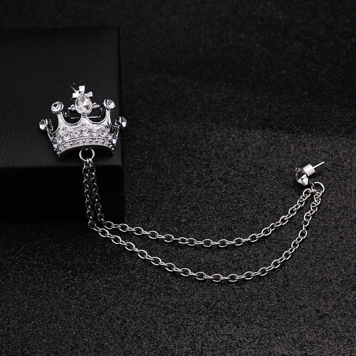 Crown shape brooch Unisex style, Anti Tarnish material