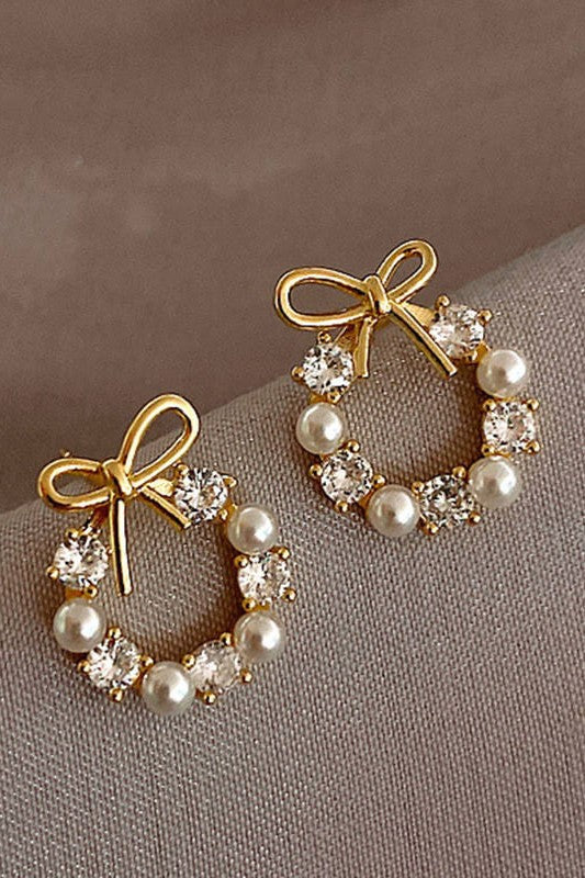 Crystal pearl Studs