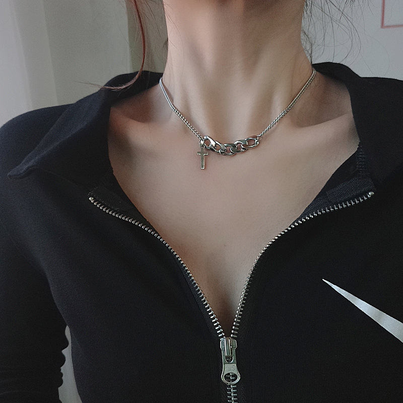 Cross neck chain