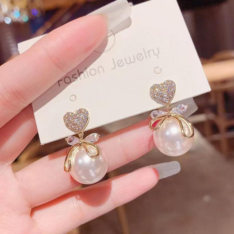 Hot selling Pearl & Heart Earrings
