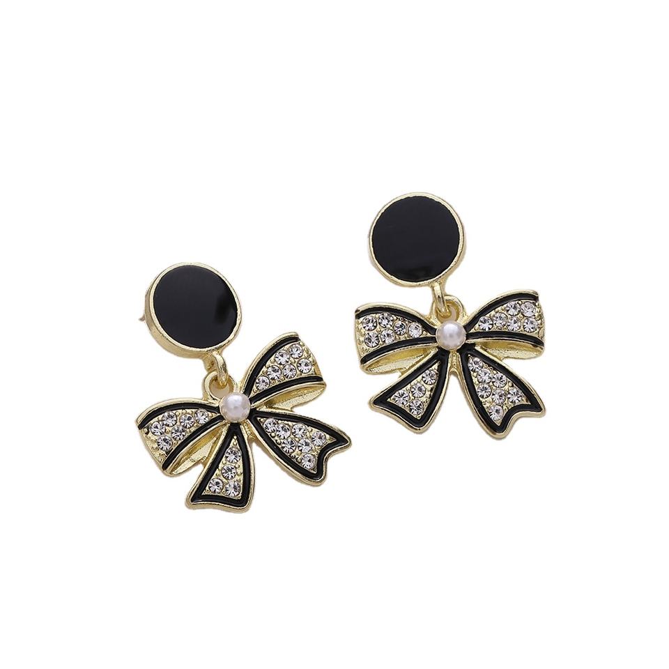 Bow shaped Earrings for women