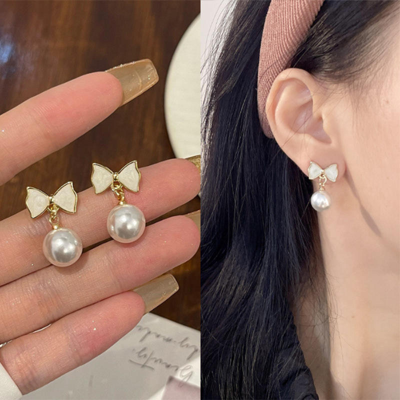 Anti tarnish Bow shaped Earrings