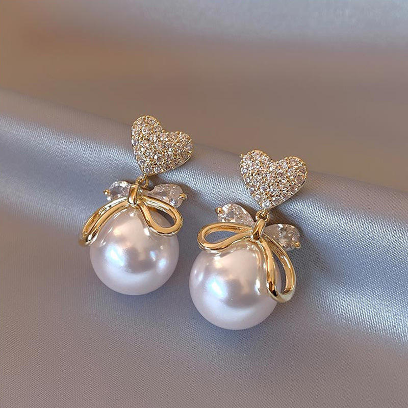 Hot selling Pearl & Heart Earrings