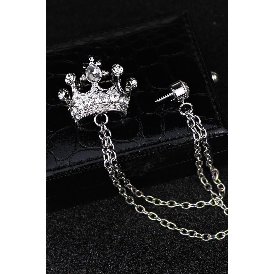 Crown shape brooch Unisex style, Anti Tarnish material