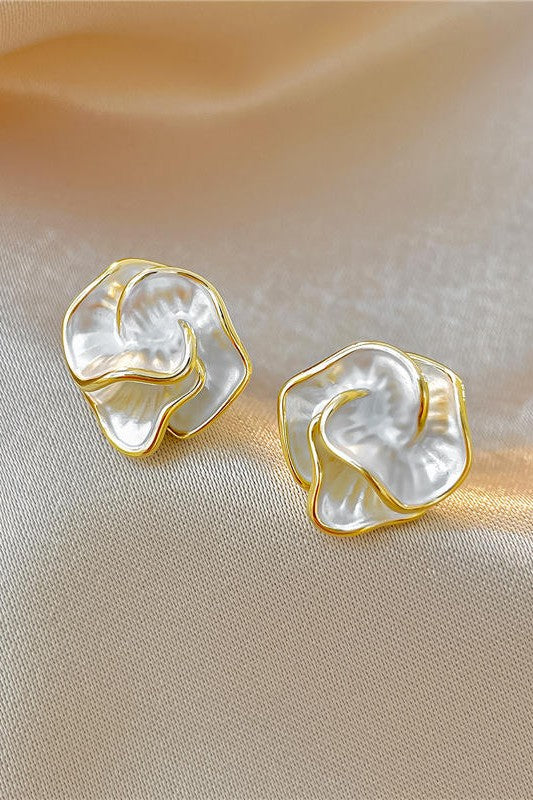 Flower shape ear studs Anti Tarnish ear studs