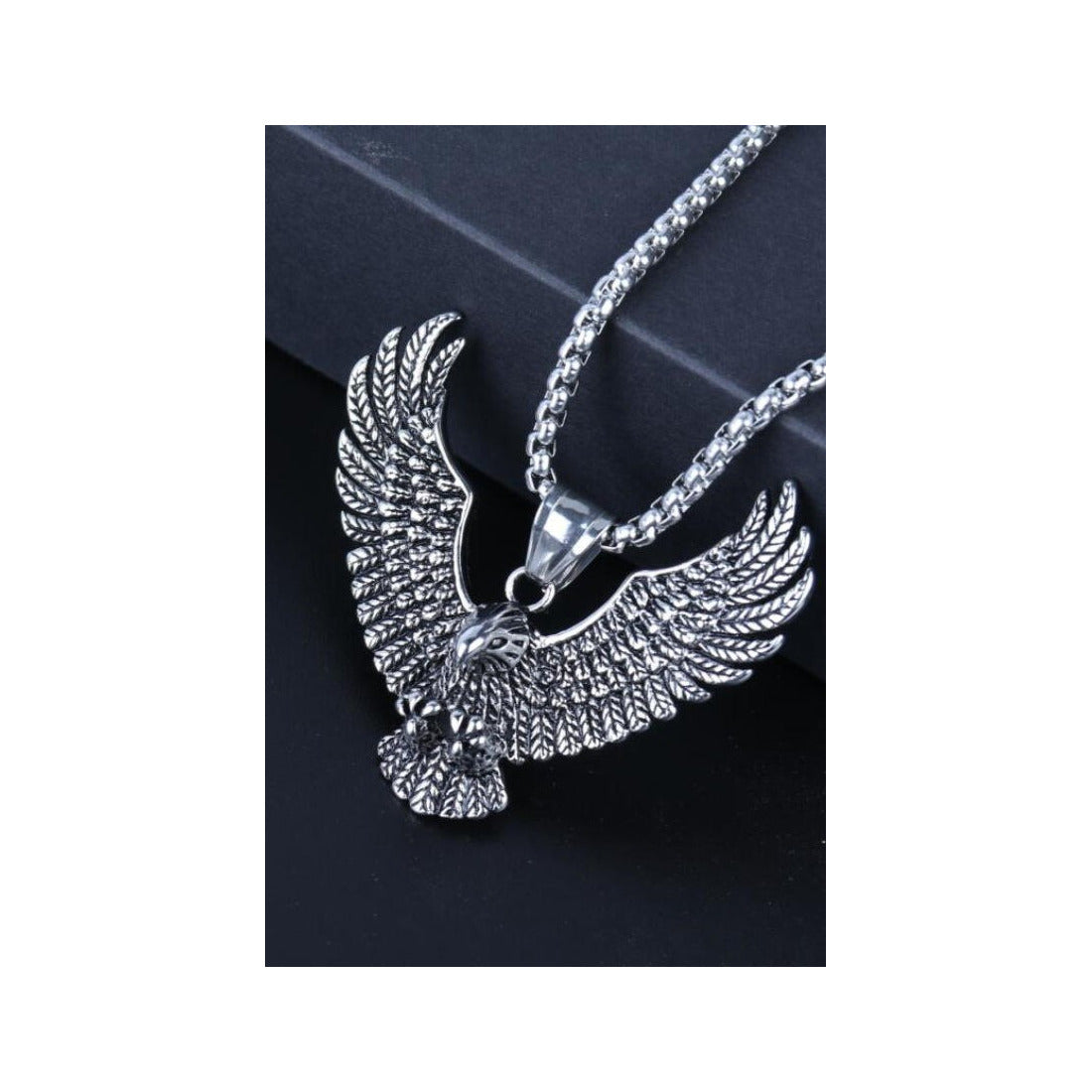 Eagle design Necklace Unisex style