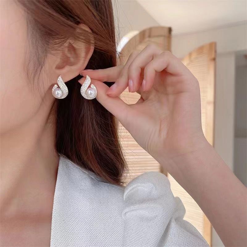 Hot selling Korean Ear Studs