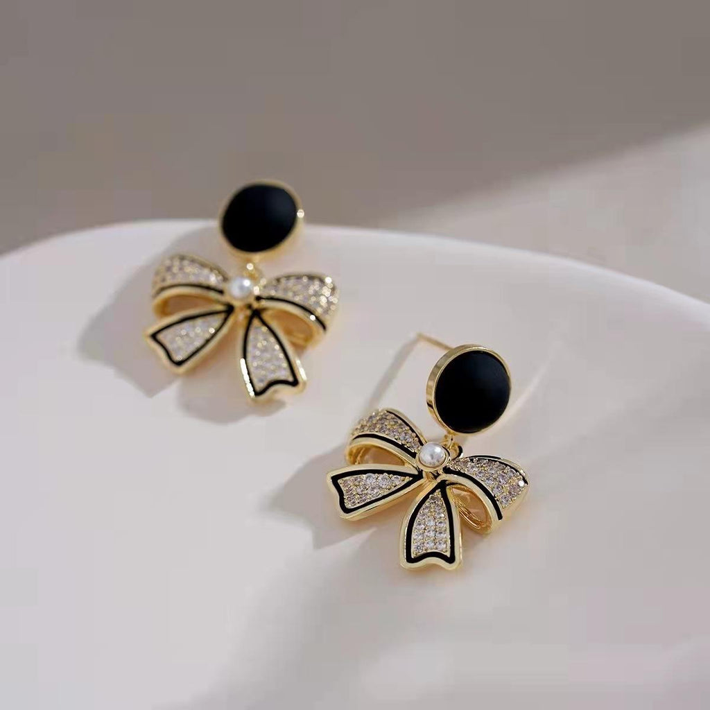 Bow shaped Earrings for women