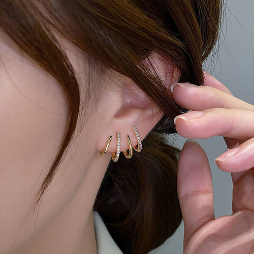 Claw studs for women