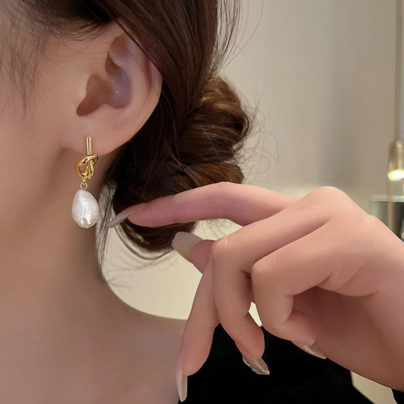 French design Pearl Earrings for women