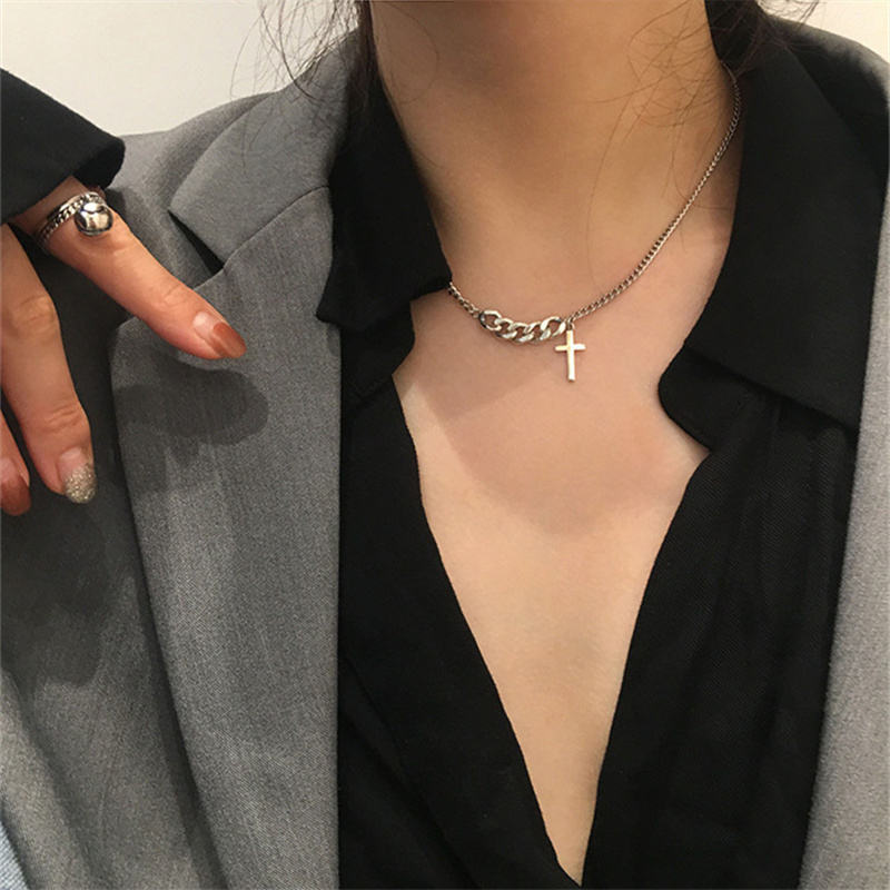 Cross neck chain