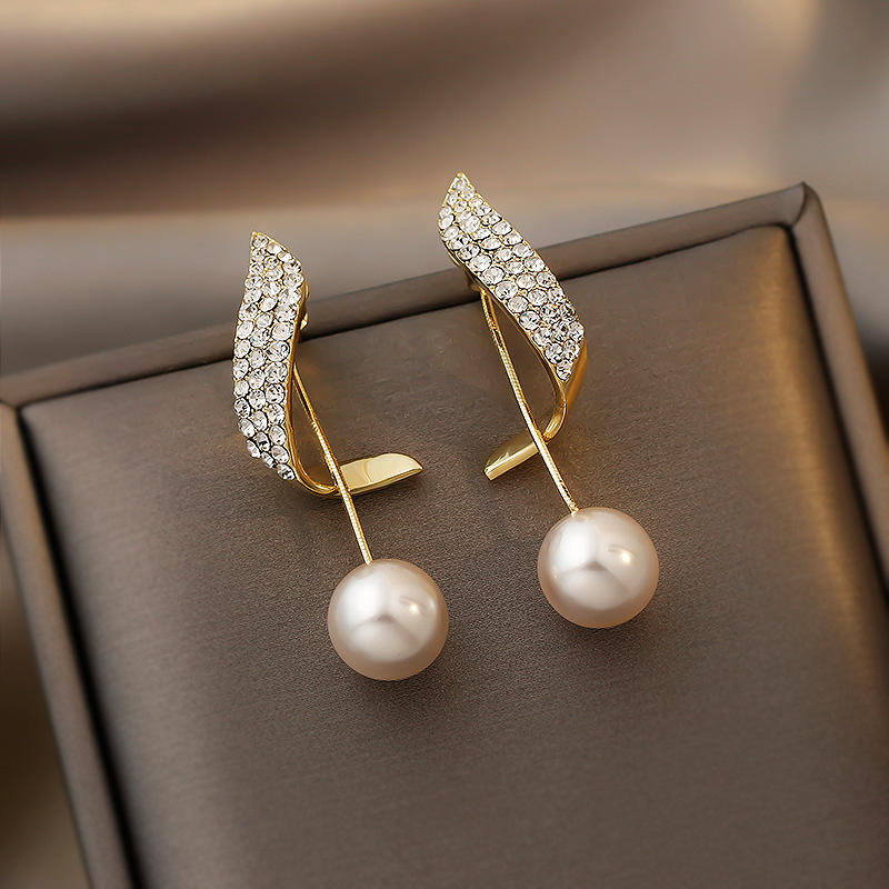 Celebrity Style pearl tassel Earrings