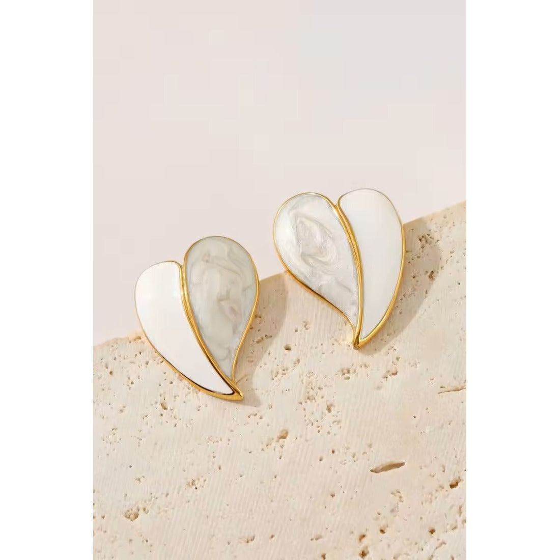 Heart shape ear studs for women