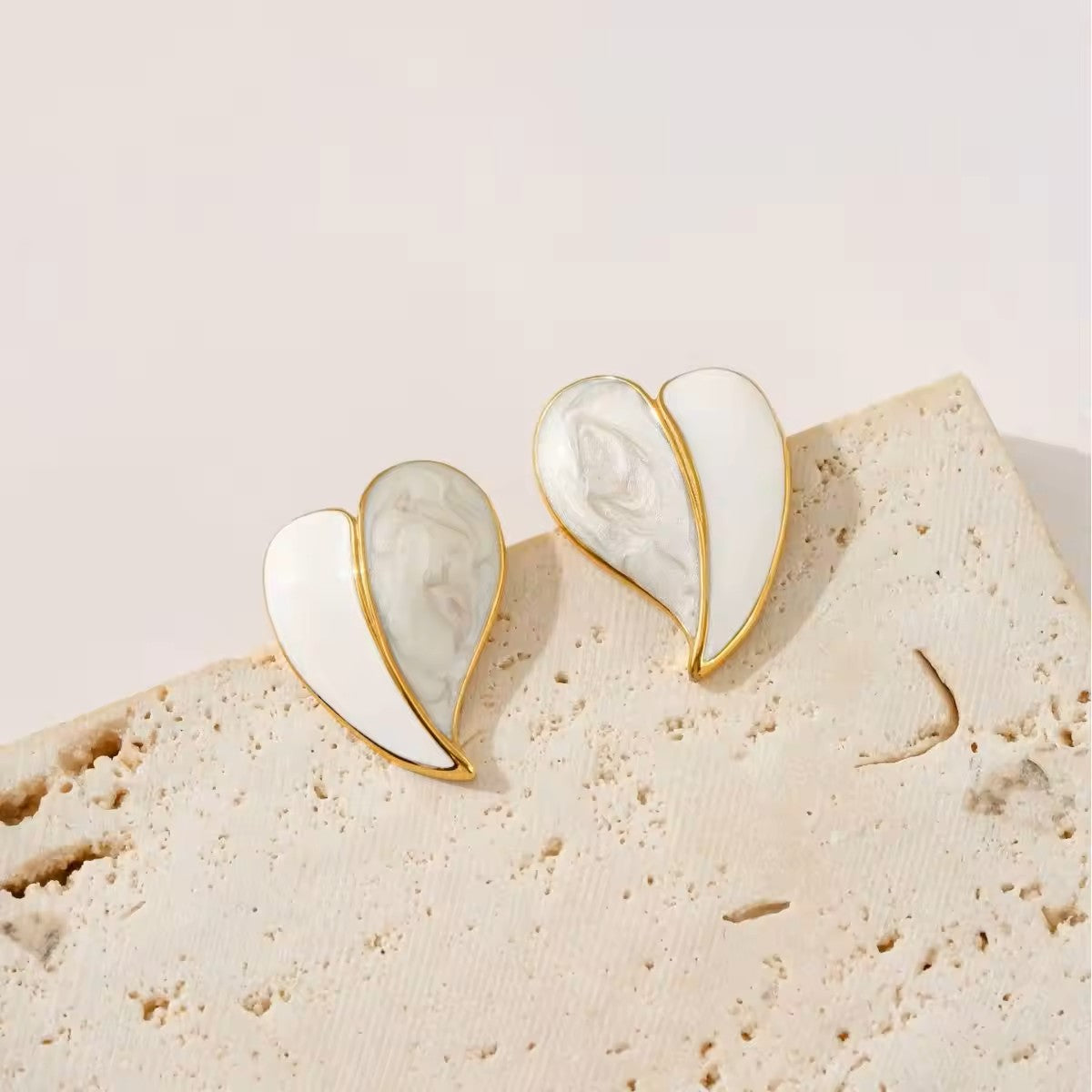 Heart shape ear studs for women