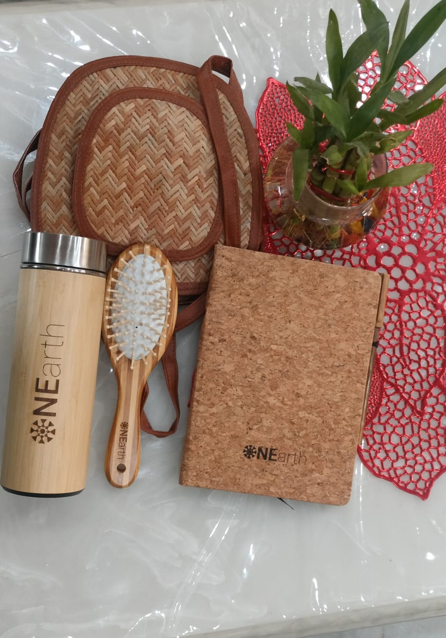Bundle of Love gift combo-1