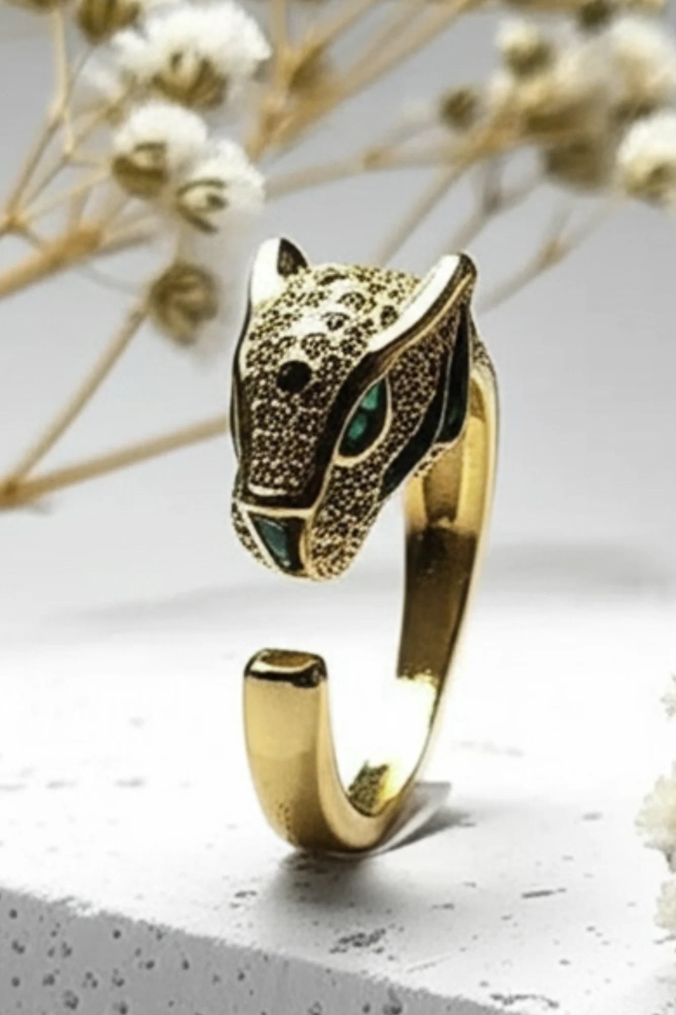 OMID Gold and Black Panther Finger Ring