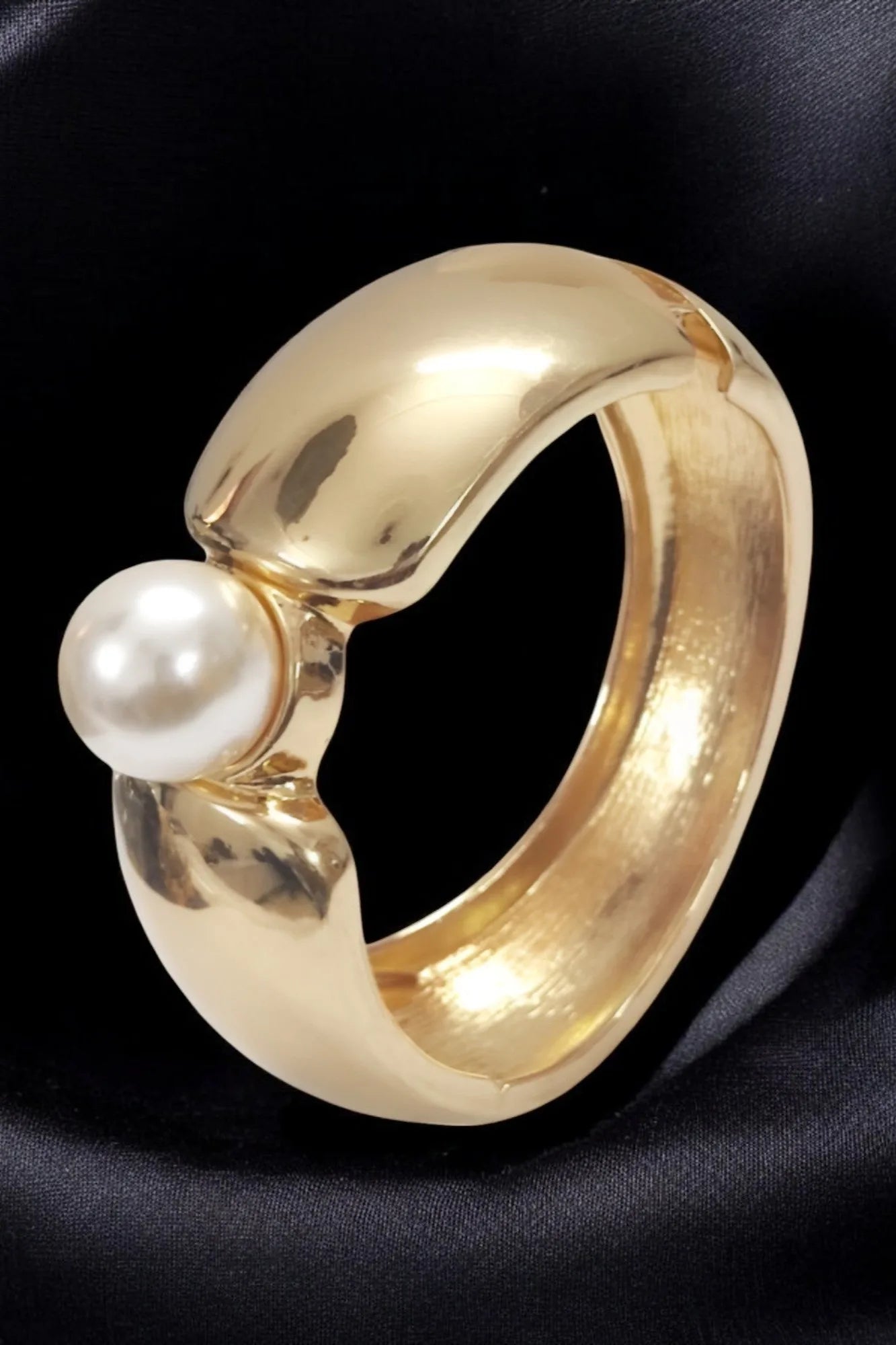 OMID Brass with Pearl Showy Bracelet