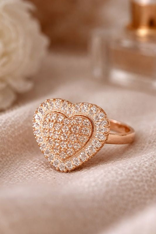 Sparkling Heart Halo Pavé Baguette Gold Ring for Women and Girl