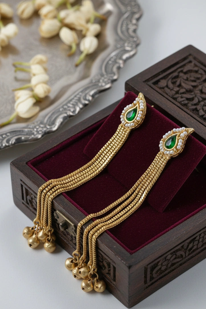 Luxury Emerald Green Teardrop & Gold Chain Tassel Earrings