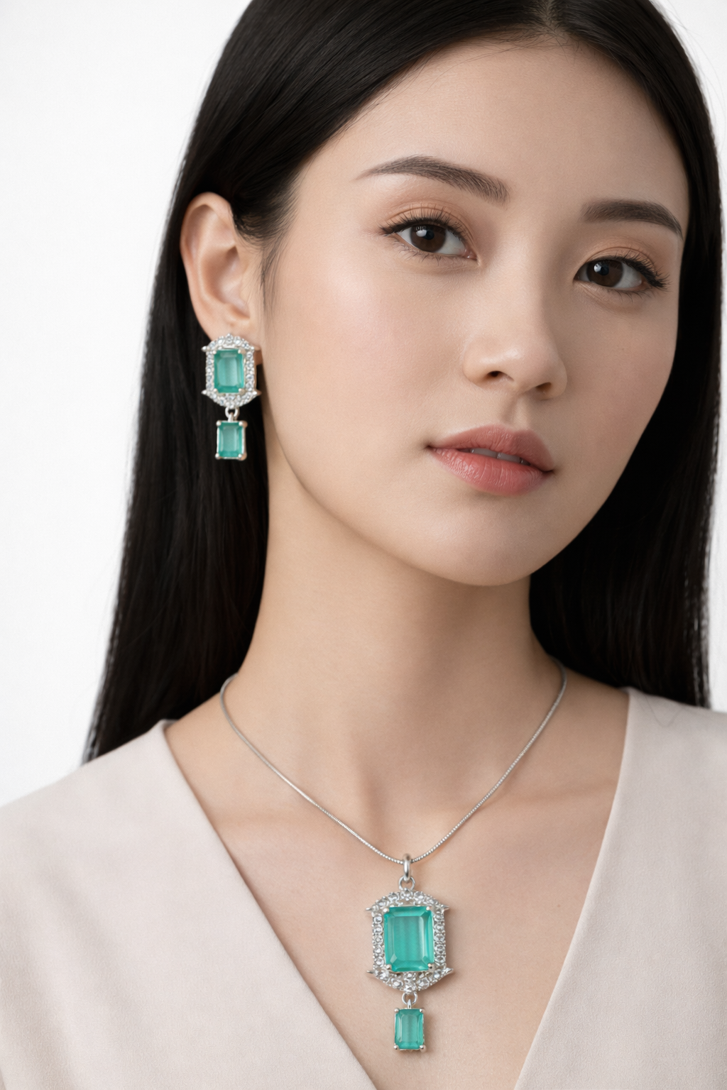 Luxury Emerald Green & American Diamond Geometric Pendant Necklace Set