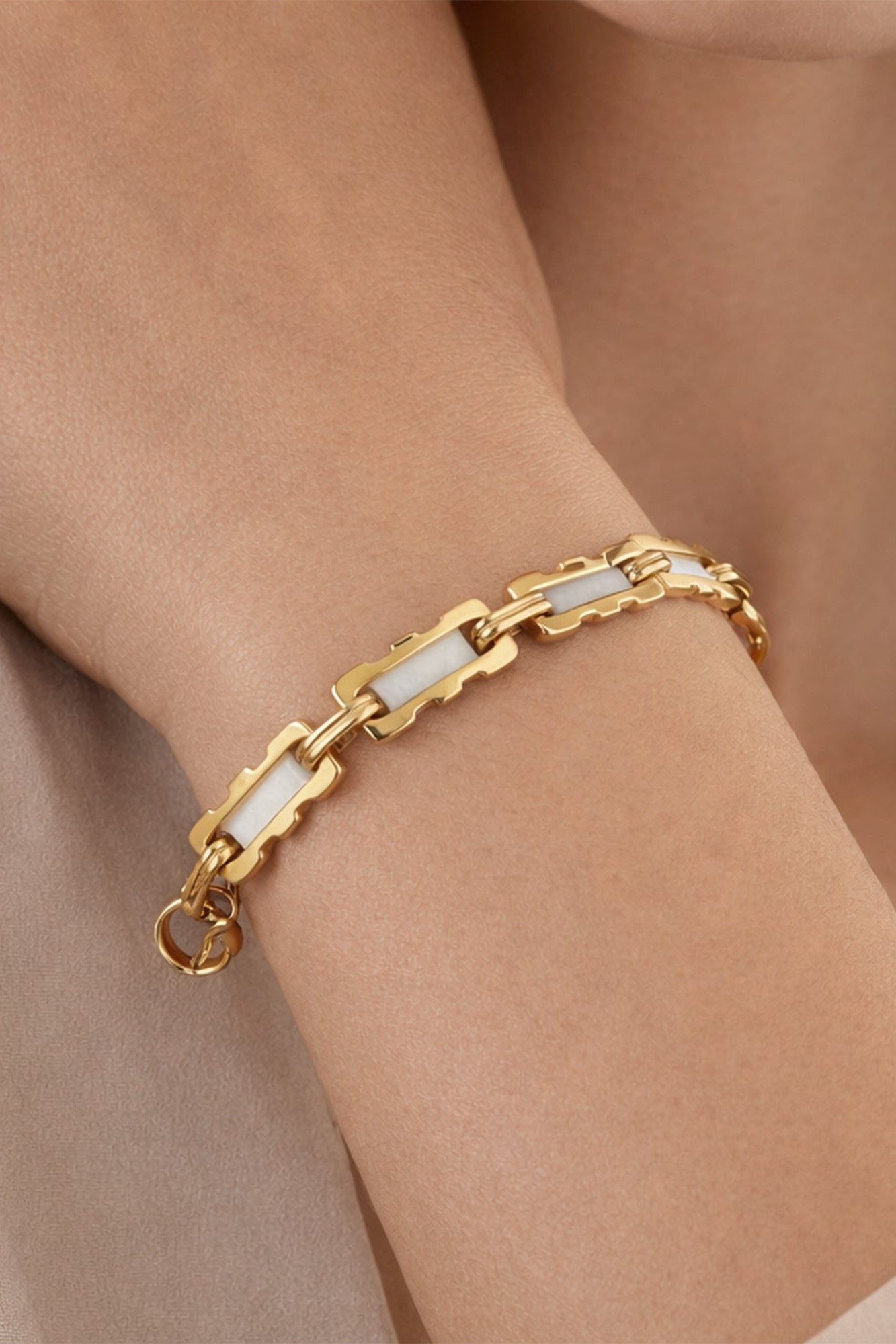 Gold Plated Rectangular Link Chain Bracelet for Women.