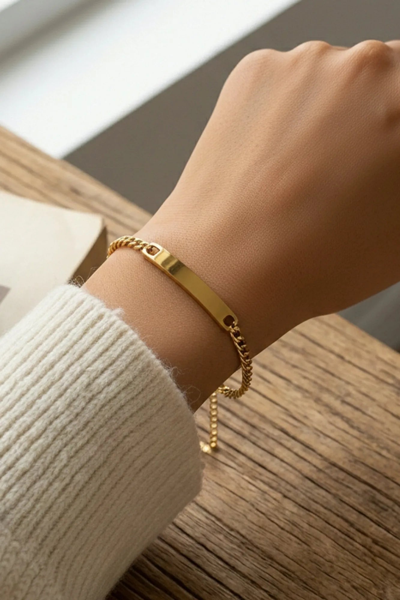 Classic Gold-Plated Curb Chain Bracelet