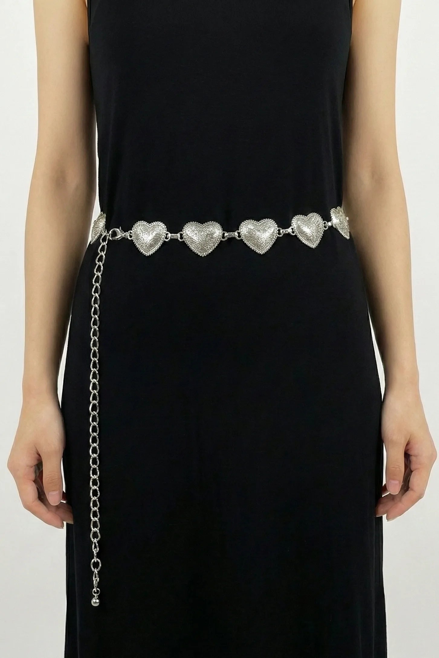 OMID Luxury Silver Textured Heart Motif Link Chain Belt